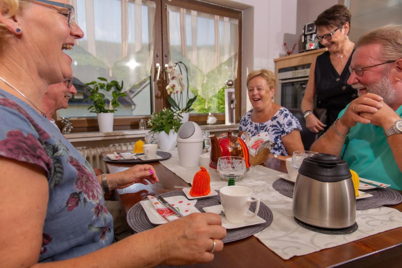 Moselhaus Acomodação com café da manhã Zeltingen-Rachtig Exterior foto
